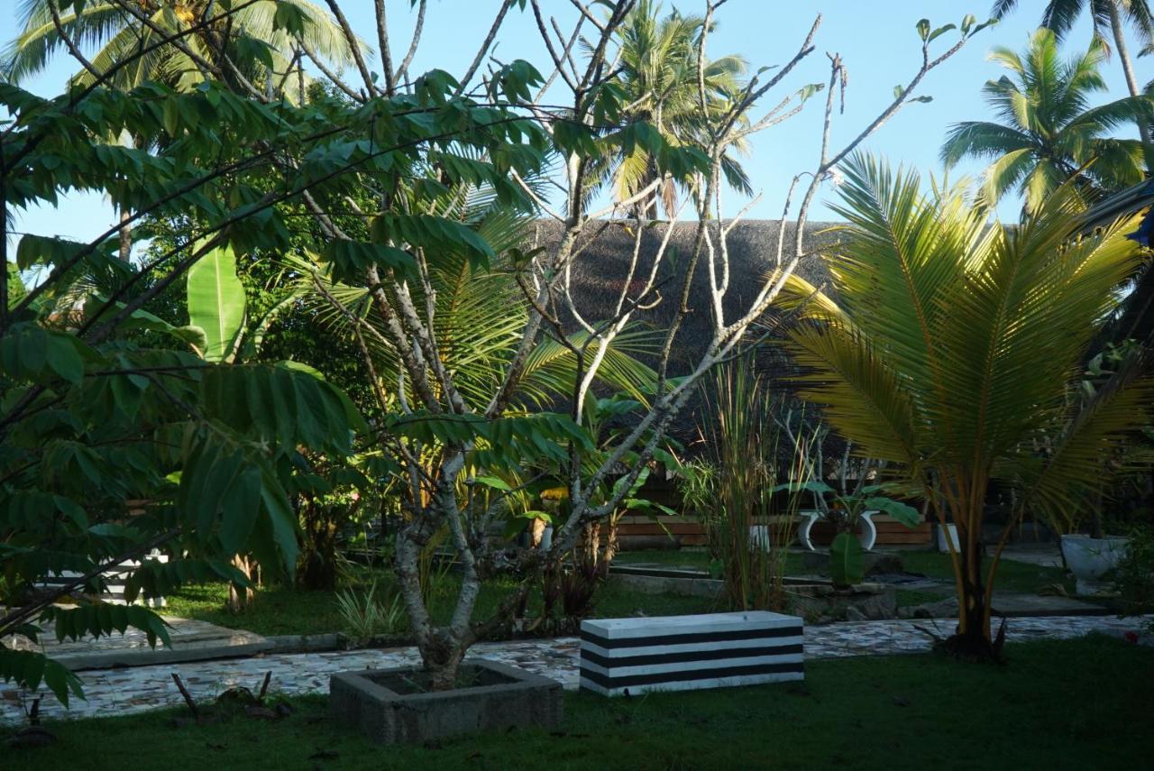 Red Coconut Villa Bentota Exterior photo